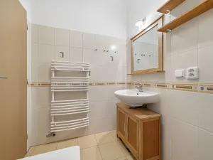 Prodej bytu 2+kk, Olomouc, Novosadský dvůr, 49 m2