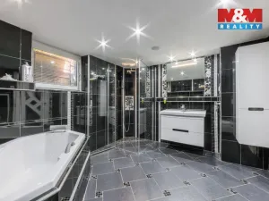 Prodej rodinného domu, Karlovy Vary - Stará Role, Nové domky, 152 m2