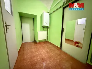 Pronájem bytu 1+1, Blatná, náměstí Míru, 55 m2