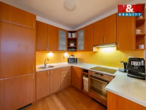 Prodej bytu 2+kk, Brno - Líšeň, Molákova, 61 m2