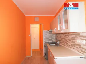 Pronájem bytu 1+1, Cheb, U Stadionu, 41 m2