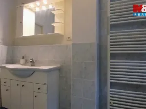 Pronájem bytu 3+1, Praha - Košíře, U Vojanky, 90 m2
