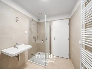 Prodej bytu 3+kk, Znojmo, Jarošova, 76 m2