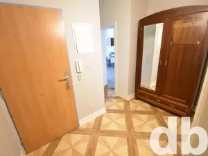 Prodej bytu 2+kk, Karlovy Vary, Svahová, 116 m2