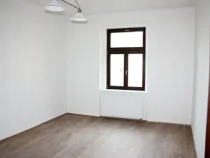 Pronájem bytu 2+1, Praha - Holešovice, Dělnická, 43 m2