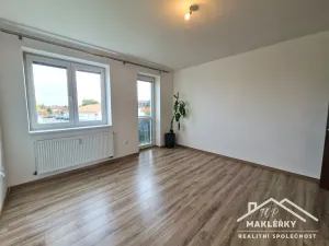 Pronájem bytu 3+kk, Pečky, V Kaštánkách, 92 m2