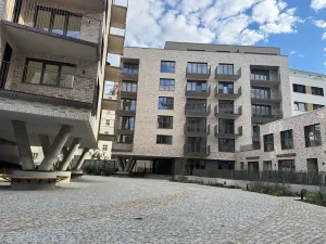Pronájem bytu 1+kk, Brno, Bratislavská, 38 m2