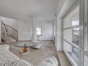 Prodej vícegeneračního domu, Křižanov, Benešovo náměstí, 530 m2