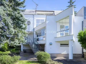 Prodej ubytování, Křižanov, Benešovo náměstí, 530 m2