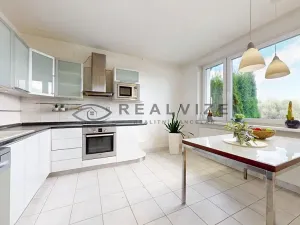 Prodej rodinného domu, Roudné, 265 m2