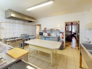 Prodej restaurace, Kvasiny, 550 m2