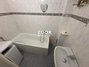 Pronájem bytu 2+kk, Praha - Holešovice, Přístavní, 41 m2