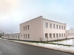 Pronájem skladu, Hořín, 1933 m2