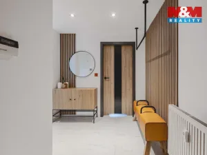 Prodej bytu 4+kk, Klatovy - Klatovy III, Husovo náměstí, 78 m2