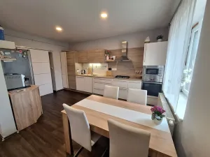 Prodej rodinného domu, Povrly, Mašovická, 170 m2