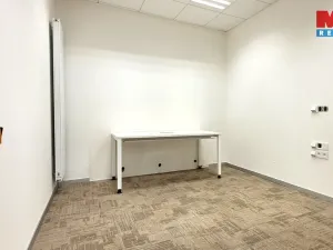 Pronájem obchodního prostoru, Tanvald, Krkonošská, 180 m2