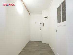 Pronájem bytu 1+1, Praha - Podolí, Výchozí, 37 m2