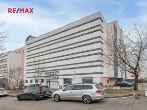 Prodej bytu 4+kk, Praha - Chodov, Petýrkova, 86 m2