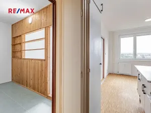 Pronájem bytu 1+1, Jindřichův Hradec, sídliště Vajgar, 43 m2