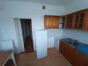 Pronájem bytu 2+1, Praha - Vršovice, Kubánské náměstí, 61 m2