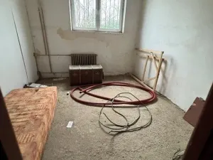 Dražba výrobních prostor, Chrast, Osady Ležáků, 4782 m2