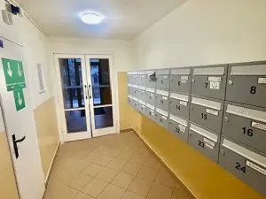 Prodej bytu 2+kk, Praha - Braník, Novodvorská, 40 m2