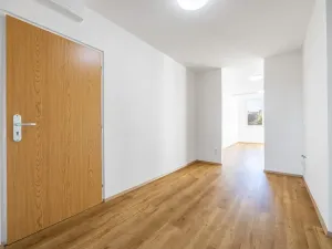 Prodej bytu 3+kk, Praha - Prosek, Vysočanská, 82 m2