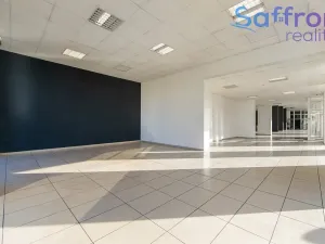 Prodej obchodního prostoru, Plzeň, Bohuslava Martinů, 1257 m2