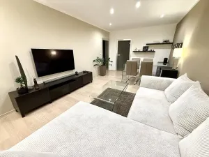 Pronájem bytu 2+kk, Praha - Vokovice, Jemenská, 57 m2