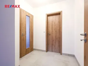 Prodej bytu 2+kk, Svoboda nad Úpou, Nádražní, 54 m2