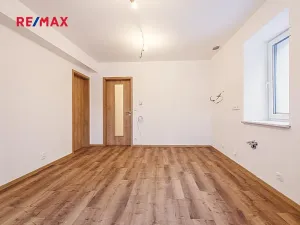 Prodej bytu 2+kk, Svoboda nad Úpou, Nádražní, 54 m2