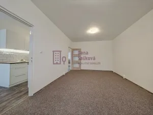 Pronájem bytu 2+1, Jindřichův Hradec, sídliště Vajgar, 61 m2