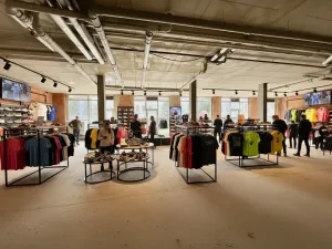 Prodej obchodního prostoru, Hradec Králové, Kollárova, 3447 m2