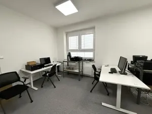 Pronájem kanceláře, Brno, Kosmákova, 38 m2