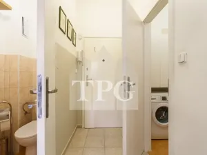 Pronájem bytu 2+1, Praha - Smíchov, Stroupežnického, 48 m2