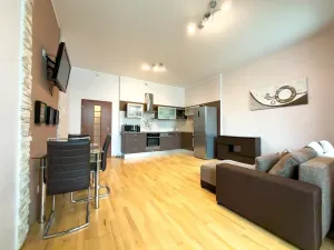 Pronájem bytu 2+kk, Praha - Hloubětín, Krylovecká, 55 m2