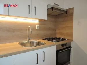 Pronájem bytu 2+1, Kladno, Brjanská, 49 m2