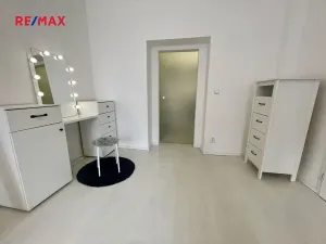 Pronájem bytu 2+1, Praha - Vršovice, Minská, 65 m2