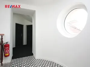 Pronájem bytu 2+kk, Kolín, Kmochova, 44 m2