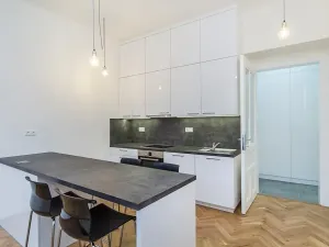 Prodej bytu 2+kk, Praha - Vršovice, Na spojce, 55 m2
