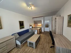 Prodej bytu 1+kk, Praha - Chodov, Majerského, 29 m2