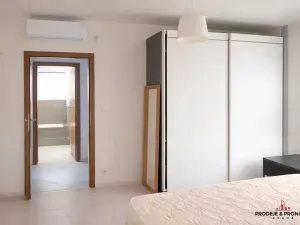 Pronájem bytu 2+kk, Praha - Vysočany, Pod Harfou, 54 m2