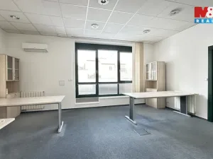 Pronájem kanceláře, Mladá Boleslav, Koněvova, 405 m2