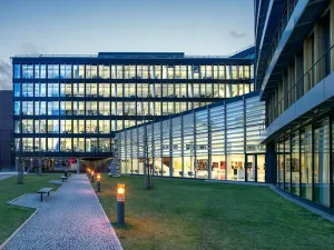 Pronájem kanceláře, Praha - Nusle, Pikrtova, 860 m2