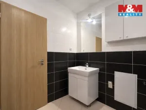 Pronájem bytu 2+kk, Praha - Vysočany, Pod Harfou, 52 m2