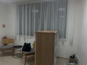 Pronájem komerční nemovitosti, Praha - Vokovice, K Červenému vrchu, 47 m2