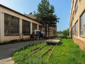 Pronájem skladu, Plzeň, Libušínská, 5000 m2