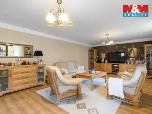 Prodej rodinného domu, Dolní Lomná, 240 m2