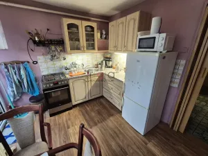 Prodej podílu rodinného domu, Nový Bor, 260 m2