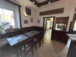 Pronájem restaurace, Praha - Čakovice, Cukrovarská, 155 m2